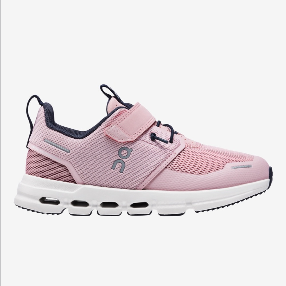 On cloud Play little kids Sneakers